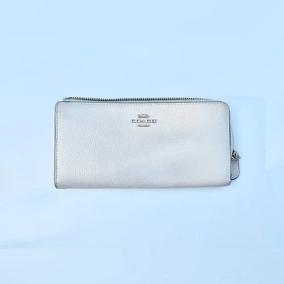 Coach Wallet - Picture 6 of 6